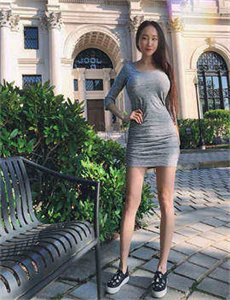 挺进朋友人妻雪白的身体韩国电影-刘可颖舞